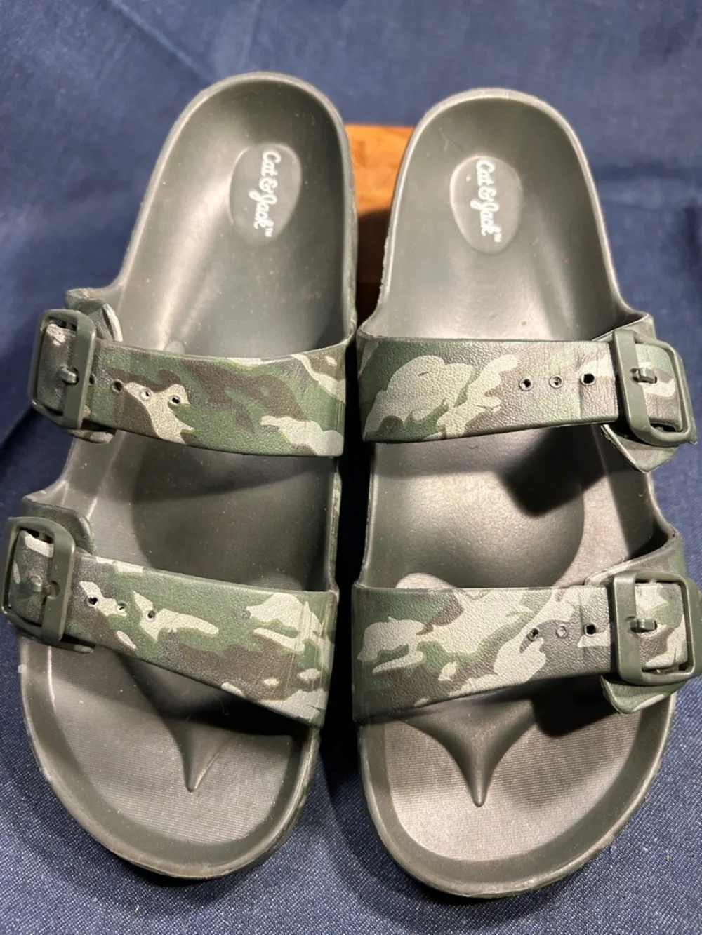Cat & Jack camouflage slide in sandals